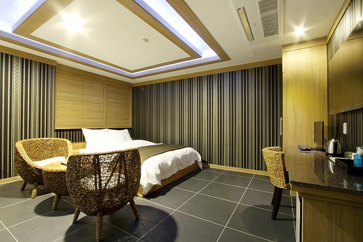 Suwon Orsay Business Hotel Ngoại thất bức ảnh
