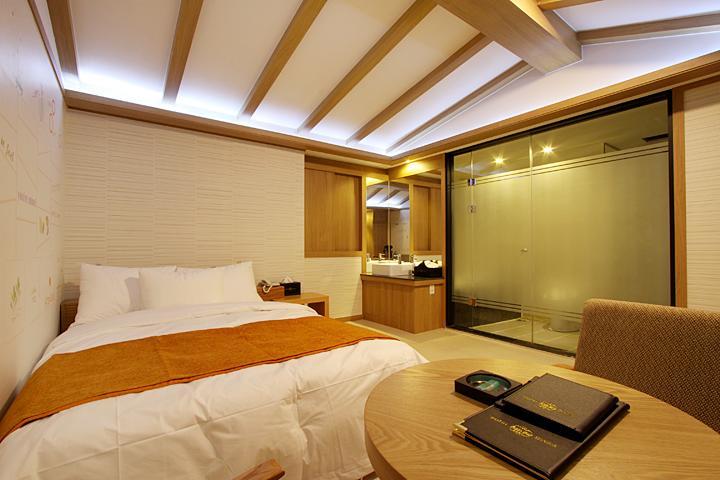 Suwon Orsay Business Hotel Ngoại thất bức ảnh