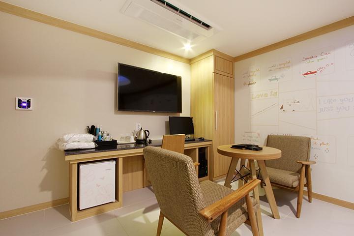 Suwon Orsay Business Hotel Ngoại thất bức ảnh